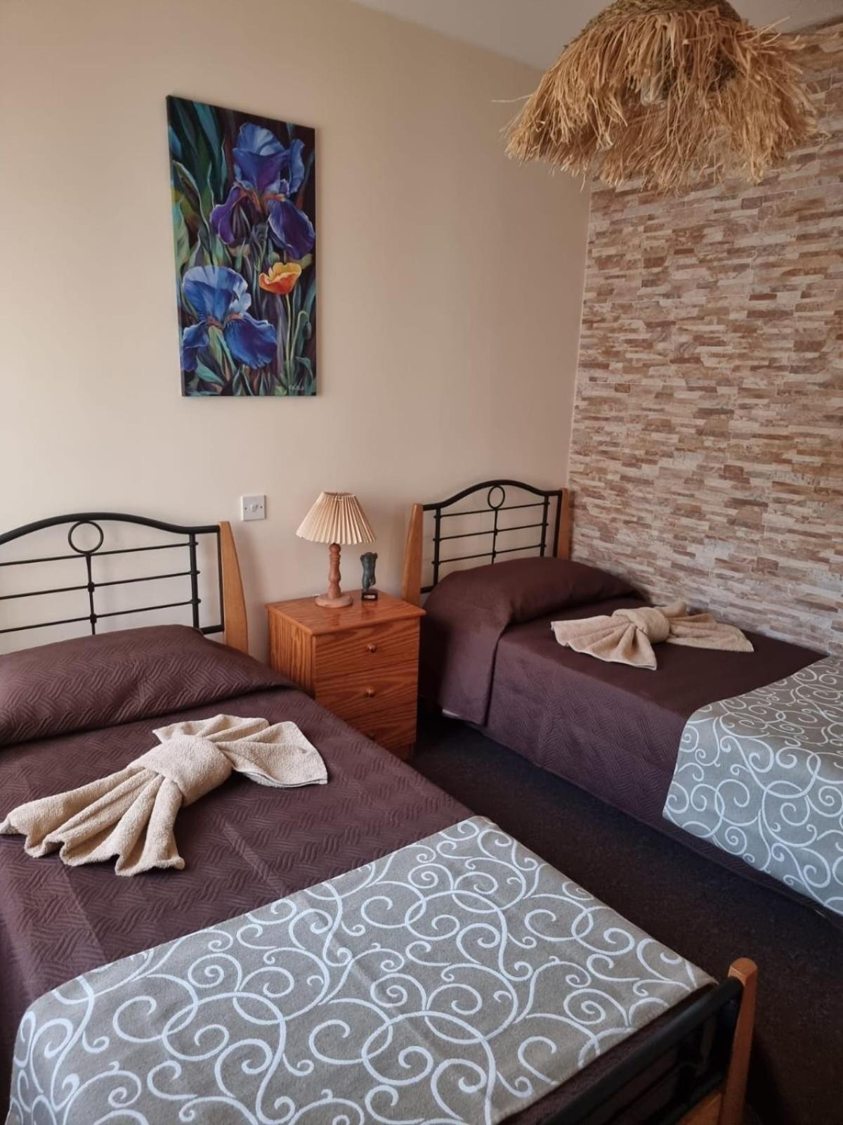 Limnaria Westpark 2 Bdrm Apartment 122 Paphos Ngoại thất bức ảnh