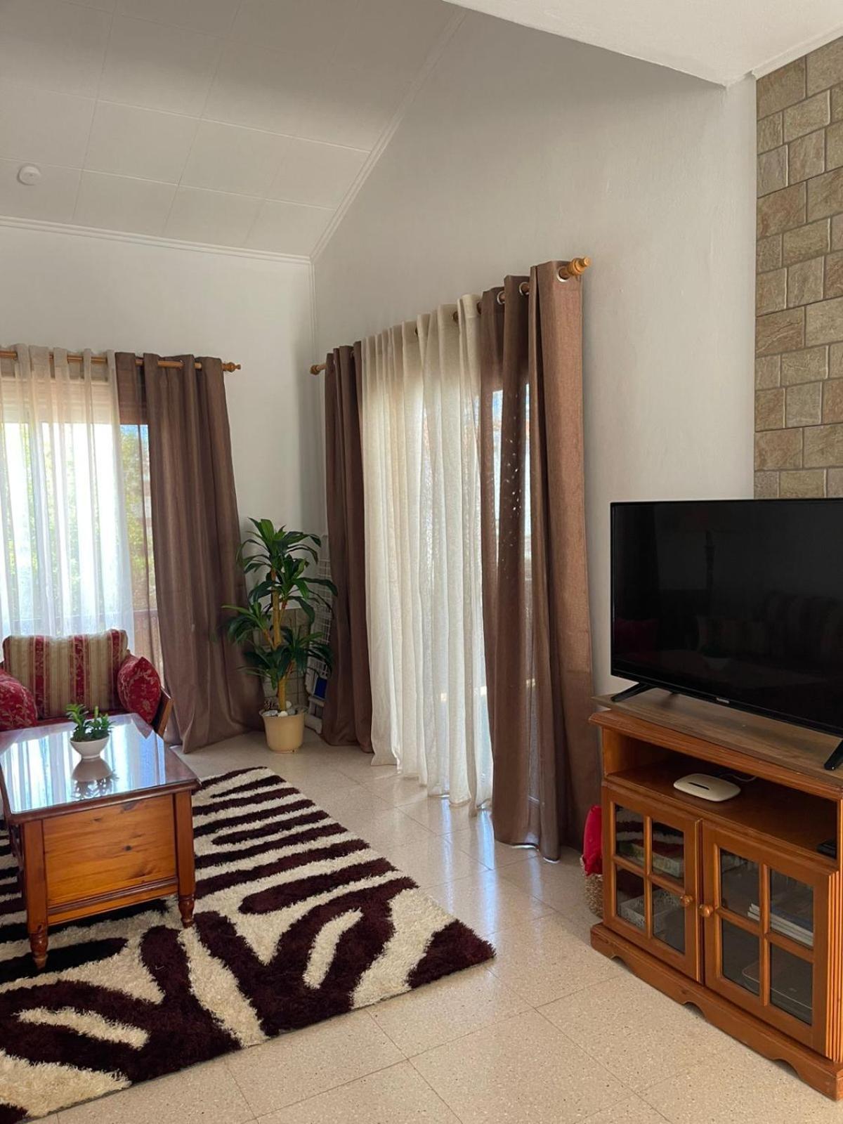 Limnaria Westpark 2 Bdrm Apartment 122 Paphos Ngoại thất bức ảnh