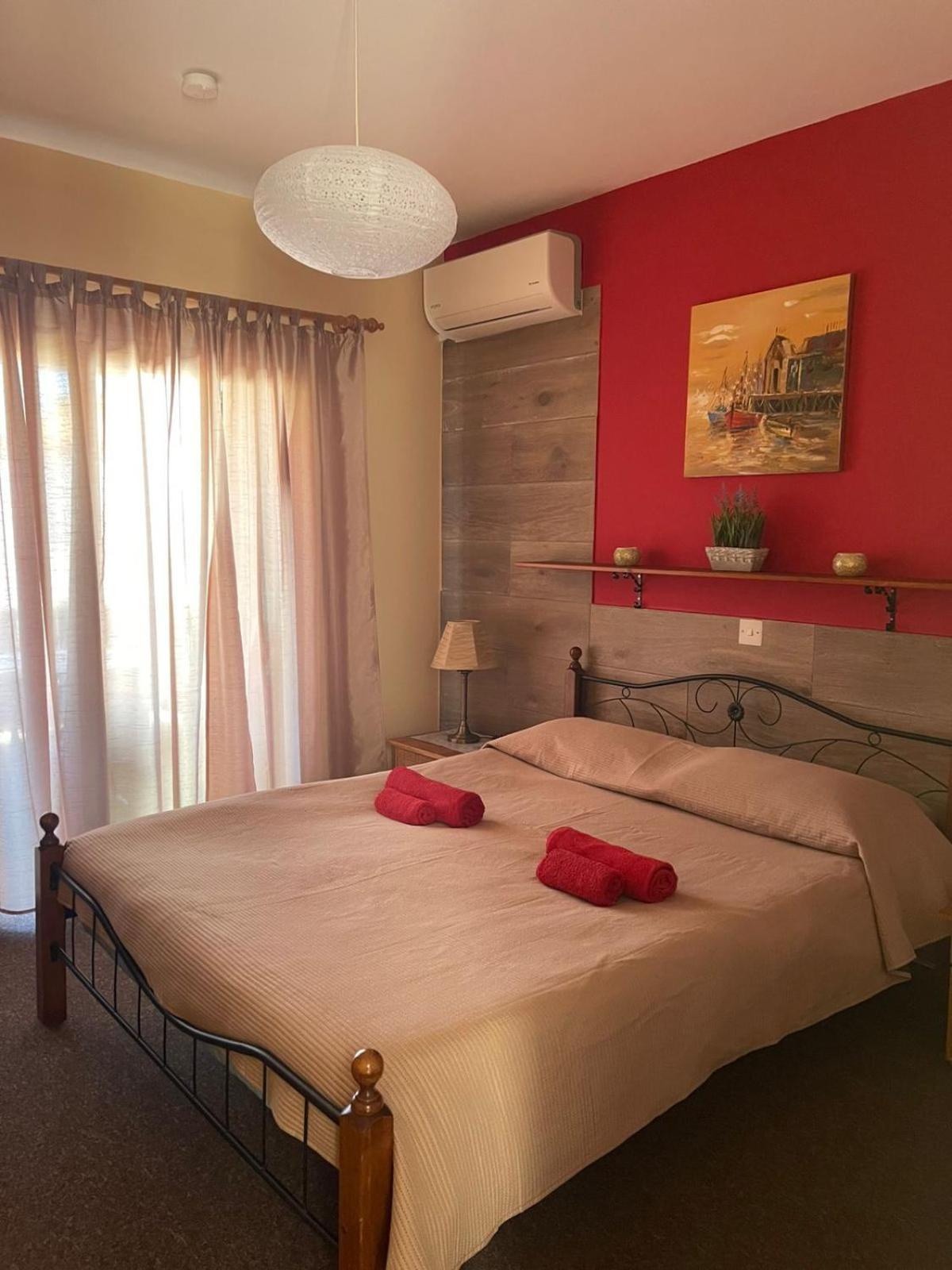 Limnaria Westpark 2 Bdrm Apartment 122 Paphos Ngoại thất bức ảnh